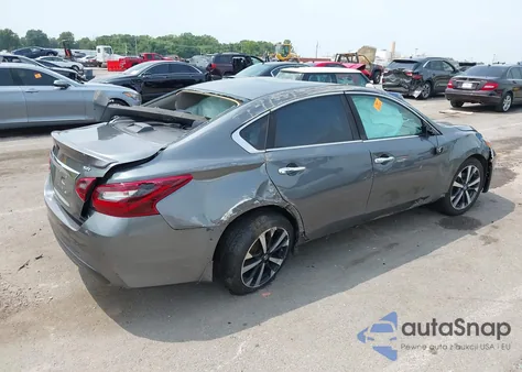 2018 Nissan Altima 2.5 Sr из США, поврежденный, VIN 1N4AL3AP3JC105730